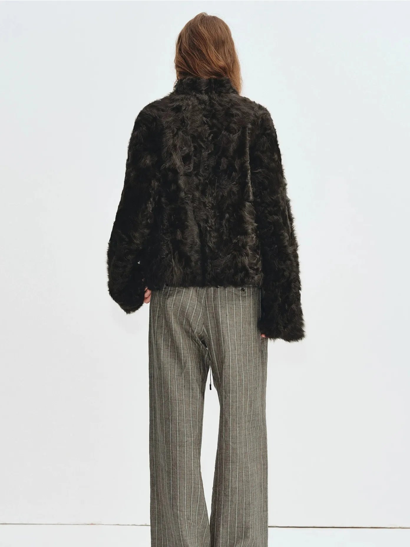 Firelady Fur Women's Young Hu Sheep Shearling Coat – Lightweight Cropped Jacket with Natural Curl Texture & Convertible Collar
