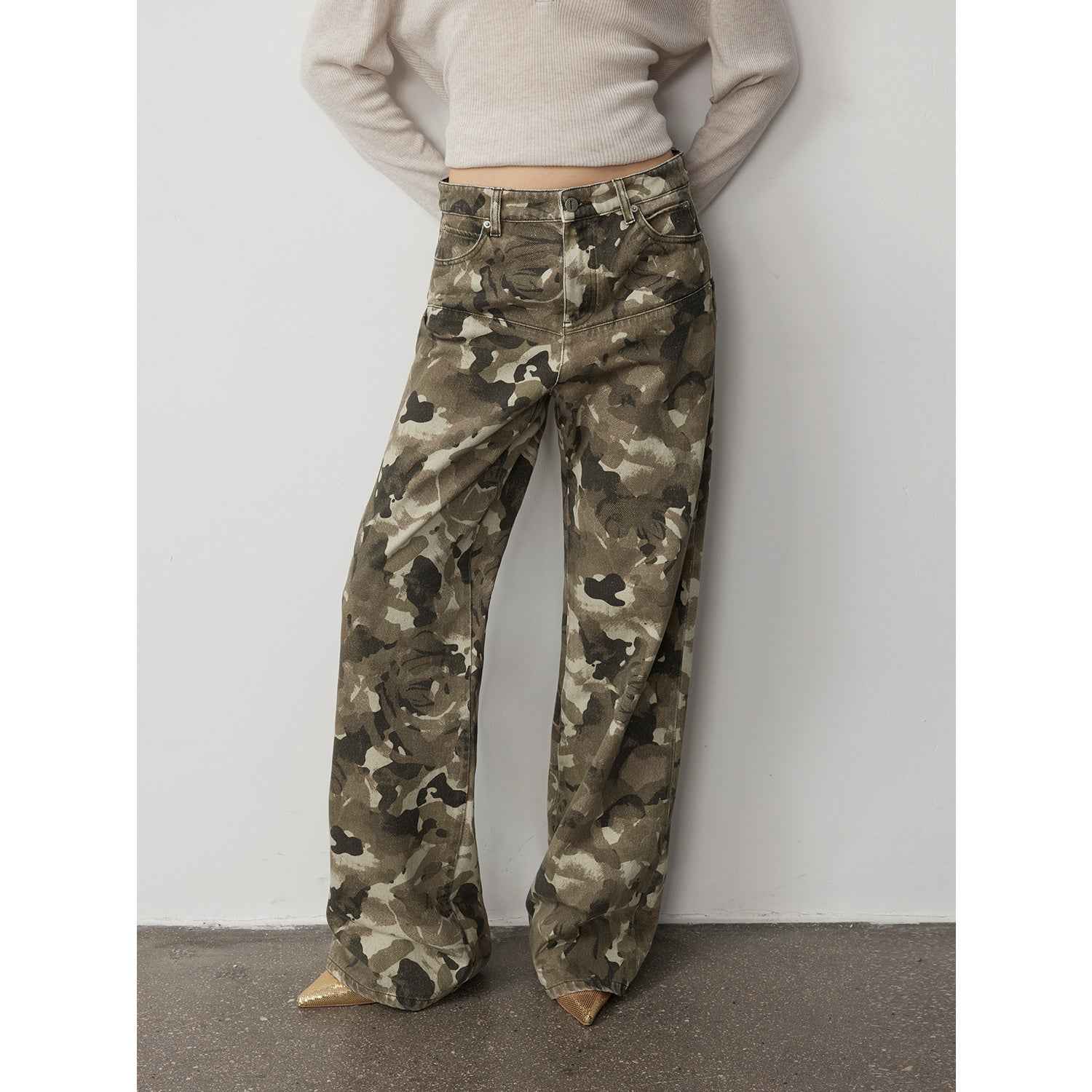 "Camouflage Charm " Cool, Trendy, Unique, and Personalized Original Camouflage Print Washed Loose Straight - Leg Denim Jeans - variant_title