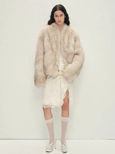 Chic Sister Blossom Pink standing-collar fox fur coat, full-length model view