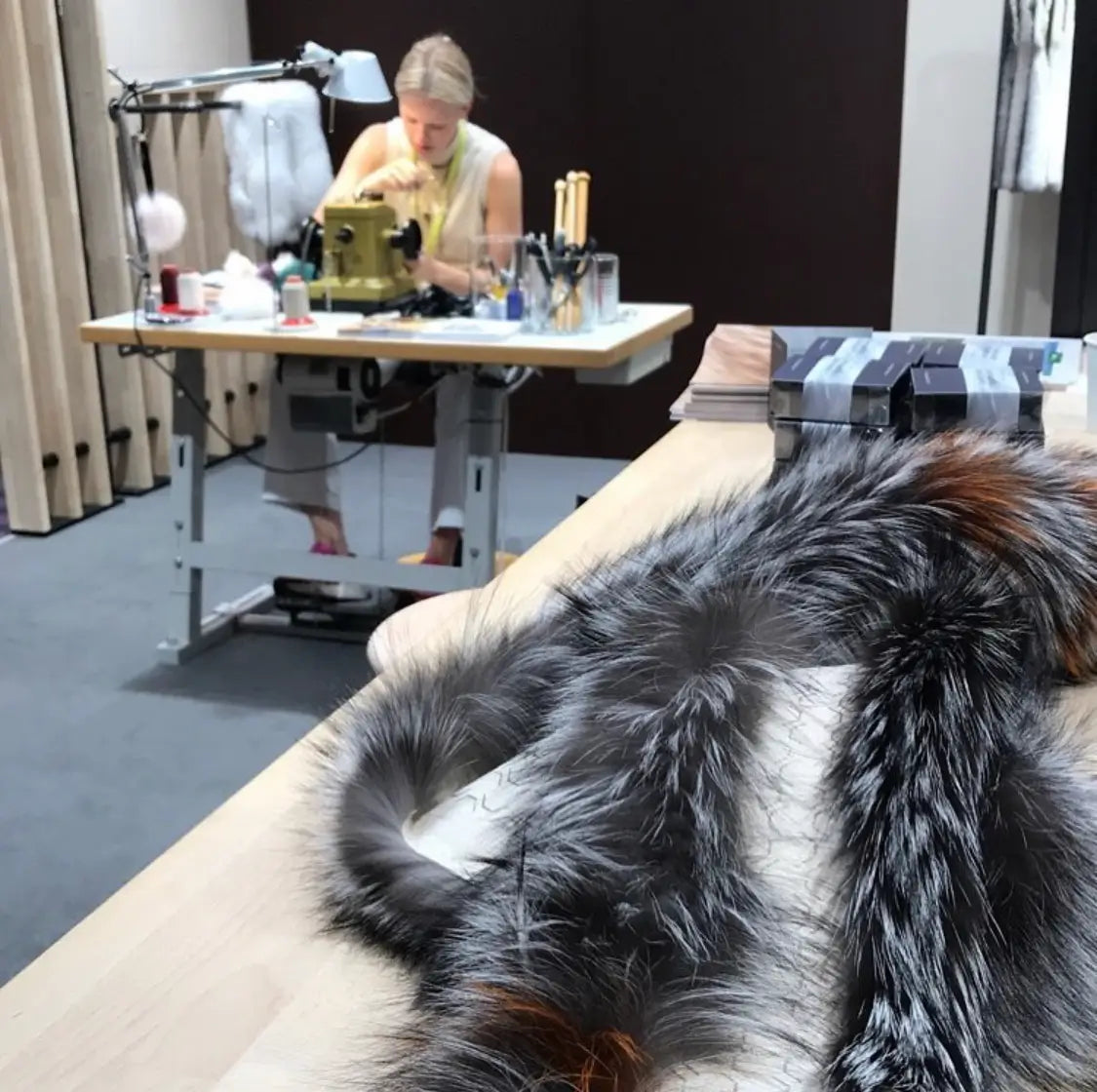 Fur Coat or Fur Jacket for Daily Wear? Comfort and Driving