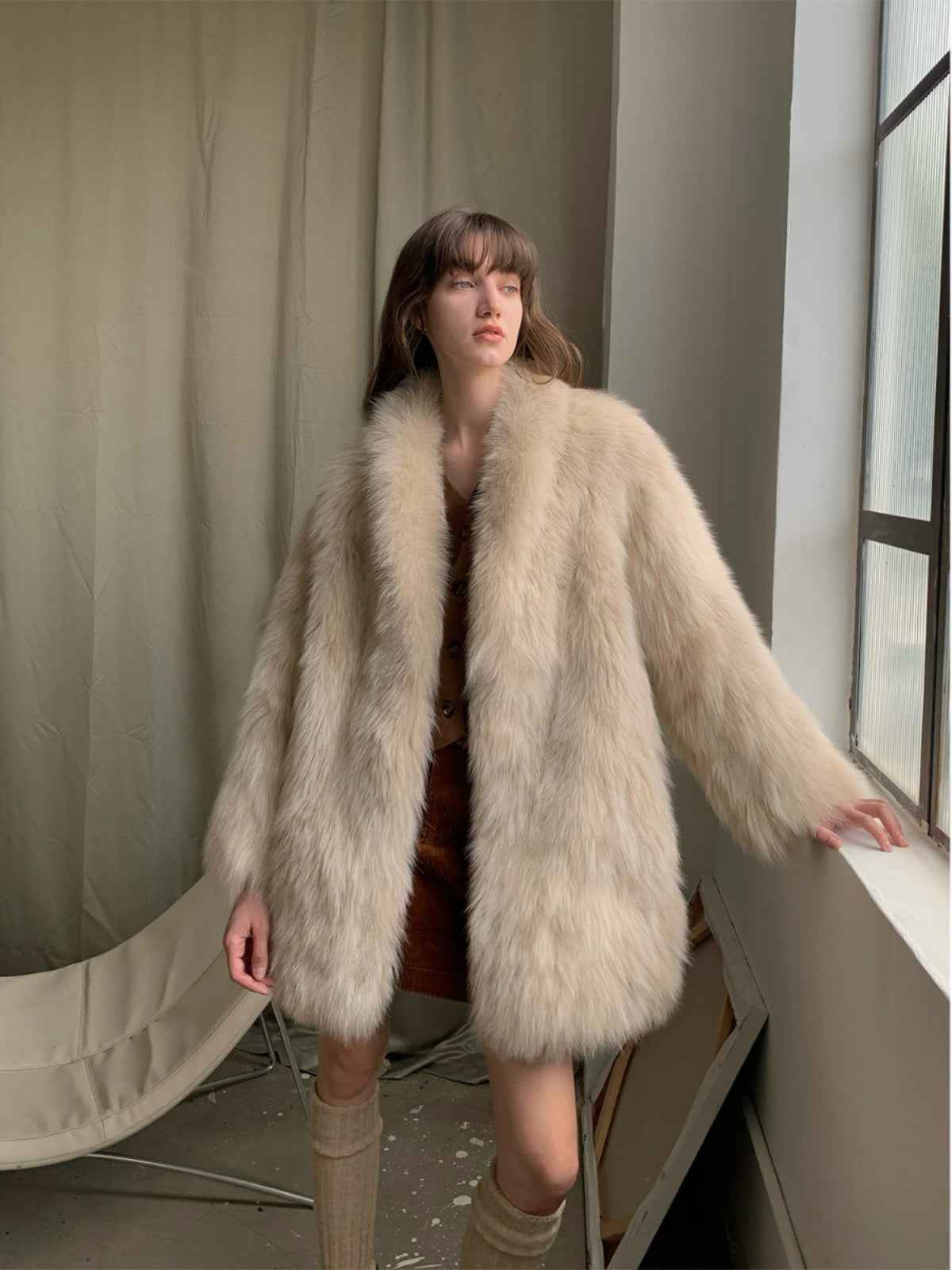 How to Choose Between Fox Fur and Mink Without Second-Guessing It