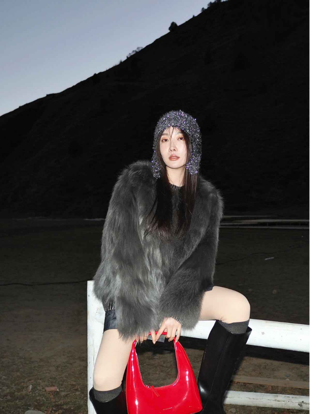 Long Fur Coat vs Short Fur Jacket: Warmth and Movement