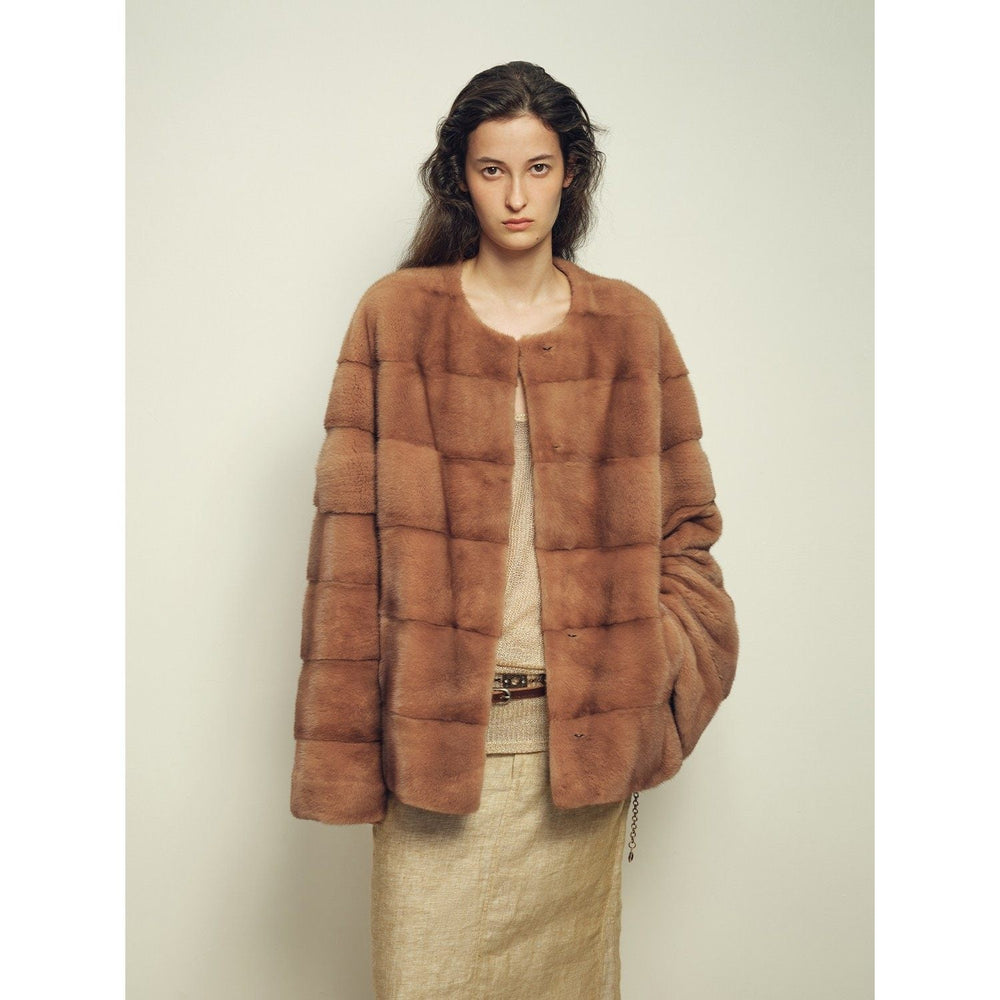 Which Is Easier to Style, Fox Fur or Mink Fur?