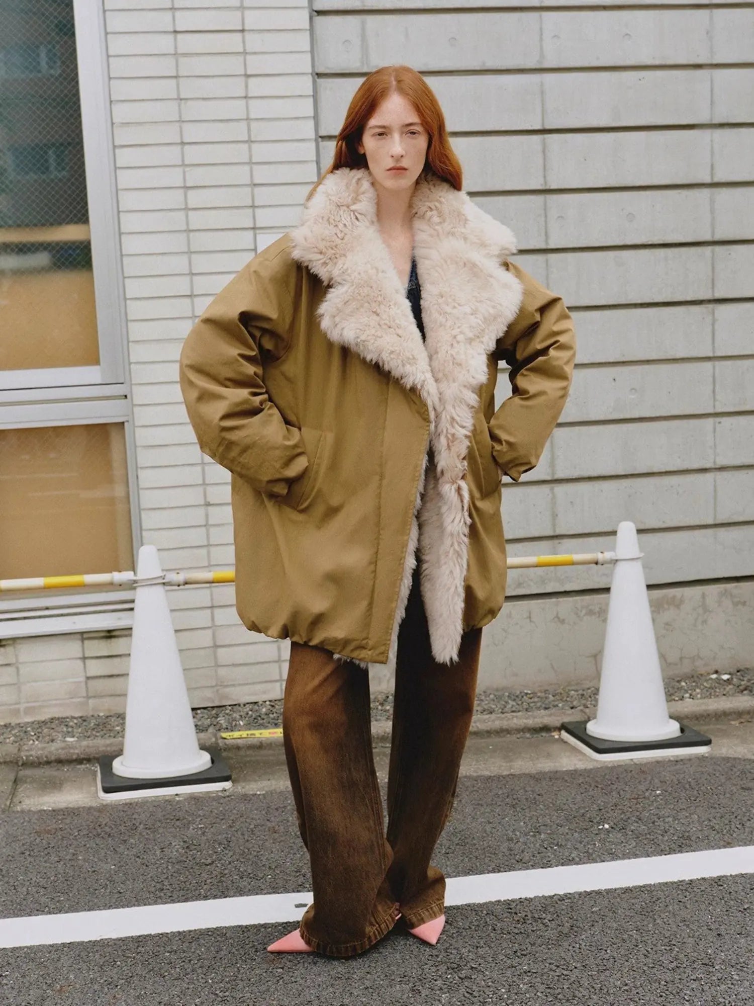 Fireladyfur Modern Introduction Khaki Sheepskin goose down parka street style full-body view