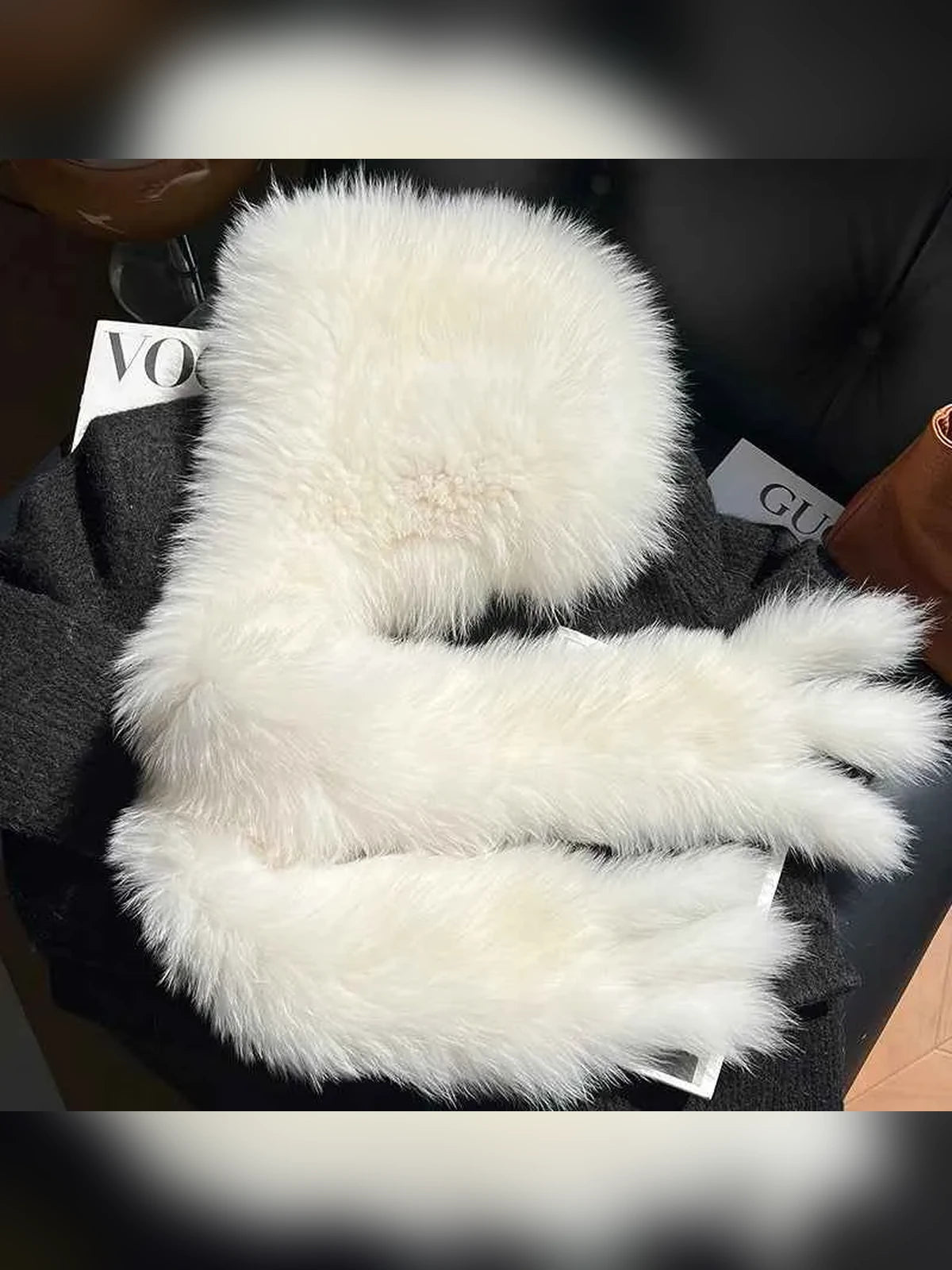 Women's fox fur hooded scarf in White – product and material detail | Firelady Fur