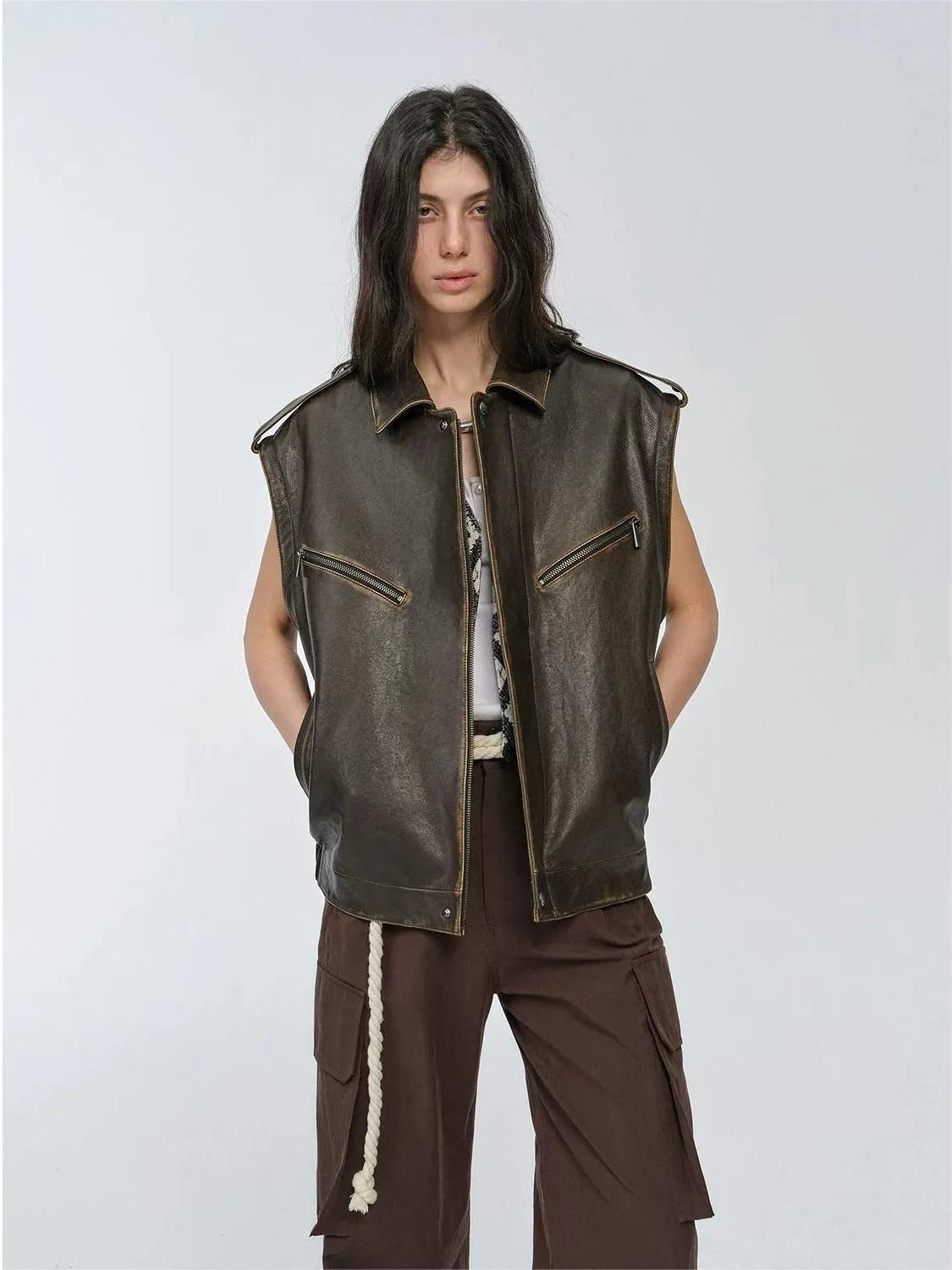 Fireladyfur Women's Two-Way Genuine Leather Jacket with Removable Sleeves"Barn Feelings"