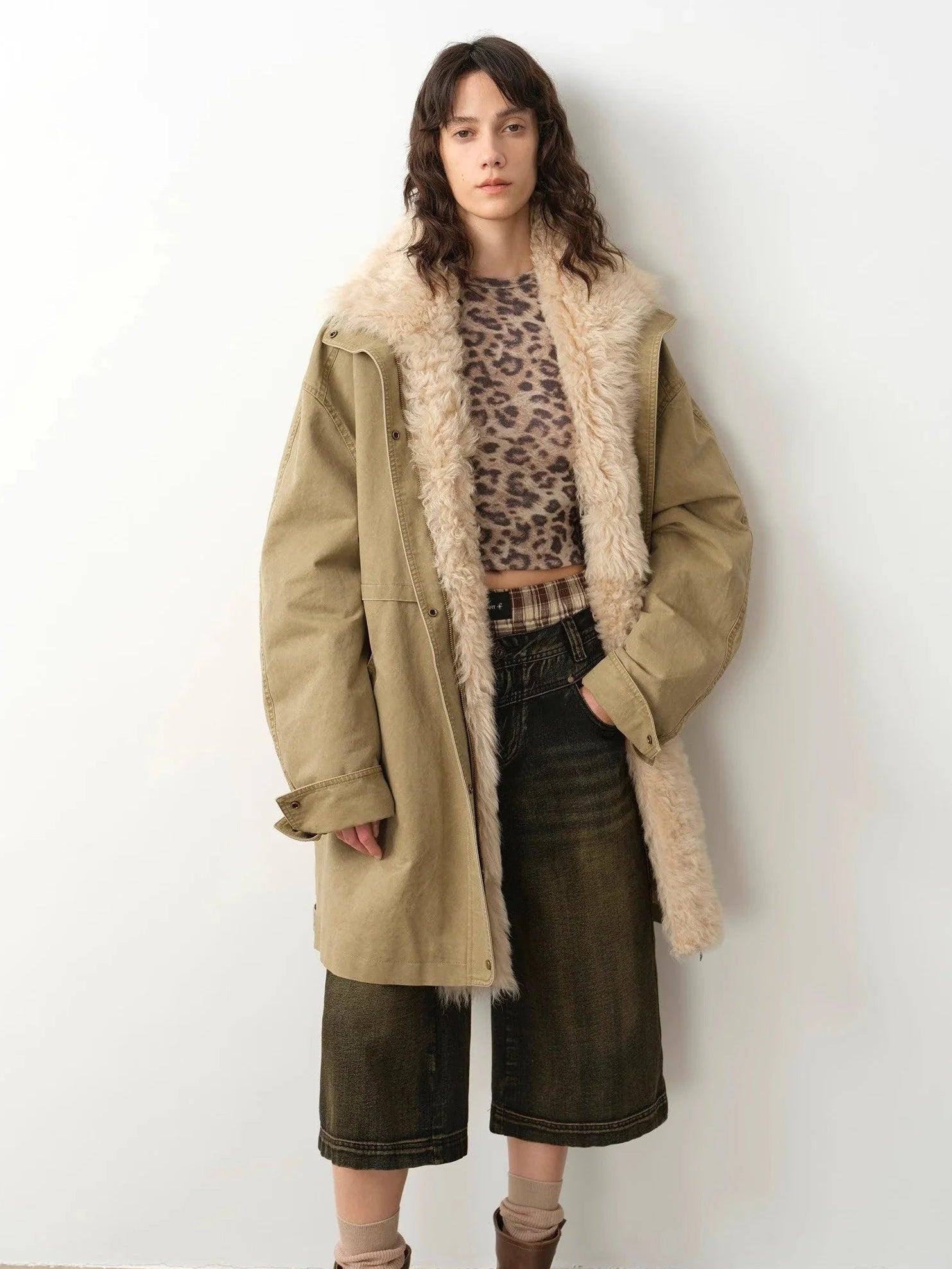Khaki Sheepskin Fireladyfur Cool Denim goose down parka open front with detachable fur lining