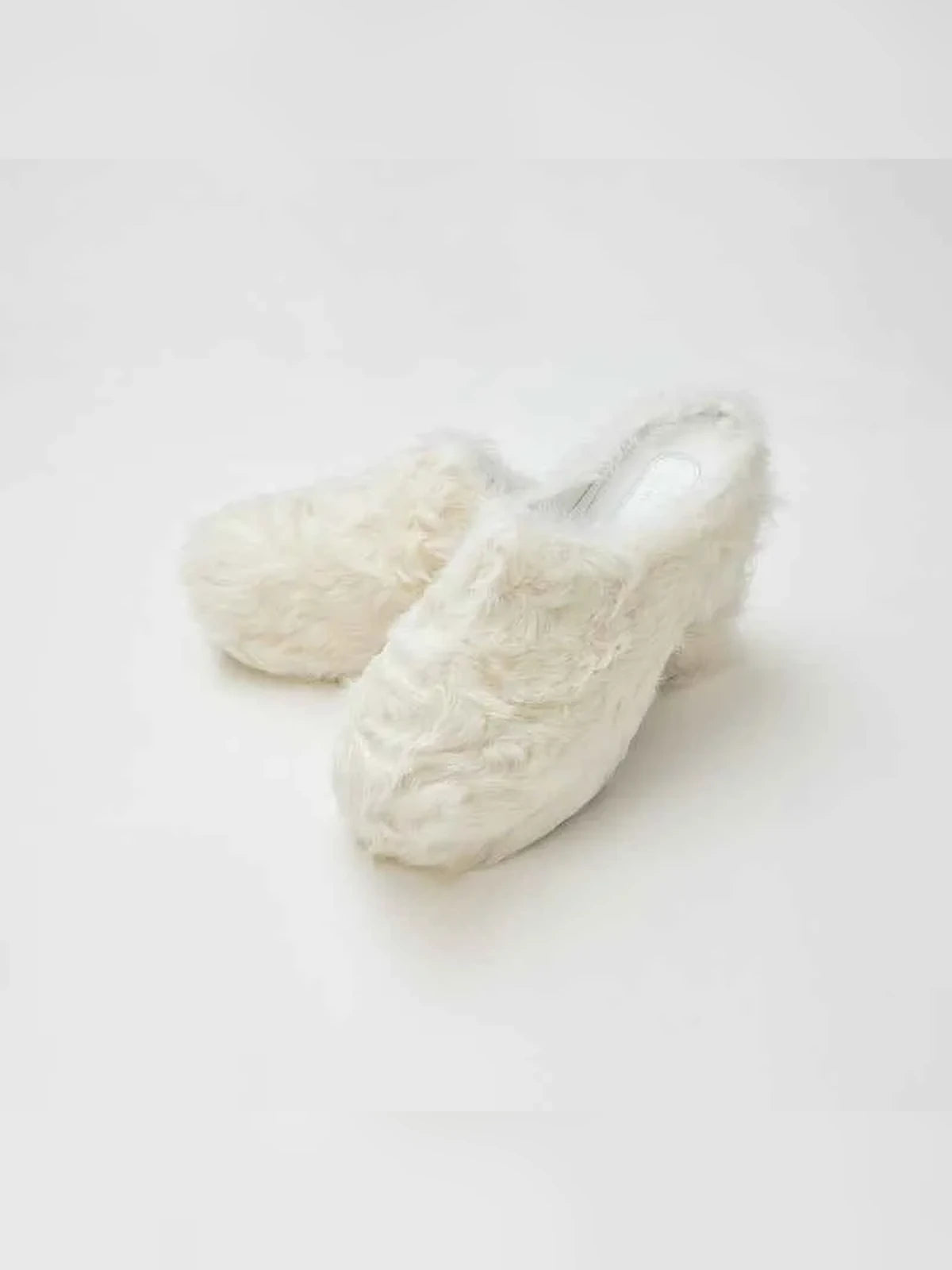 Women's fur-lined platform slip-on sneakers in Milky White – product and material detail | Firelady Fur