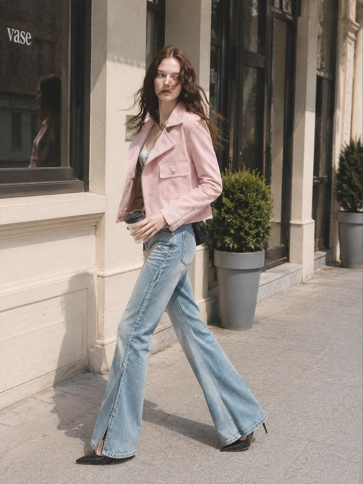 Movie Era suede biker jacket - Pink walking view