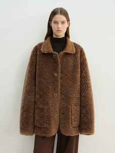 Manteau réversible pour femme Firelady en faux daim et imitation peau lainée – Col tailleur