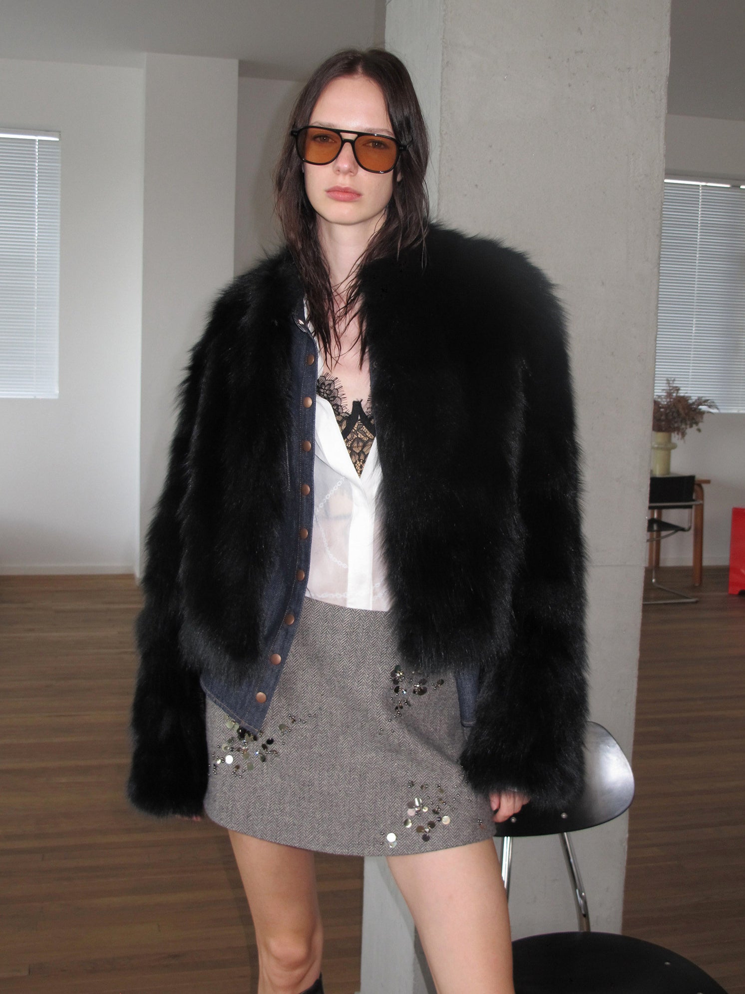 Veste en fourrure de renard Firelady pour femme, qualité Saga Furs Crown – Coupe courte ligne H avec col montant