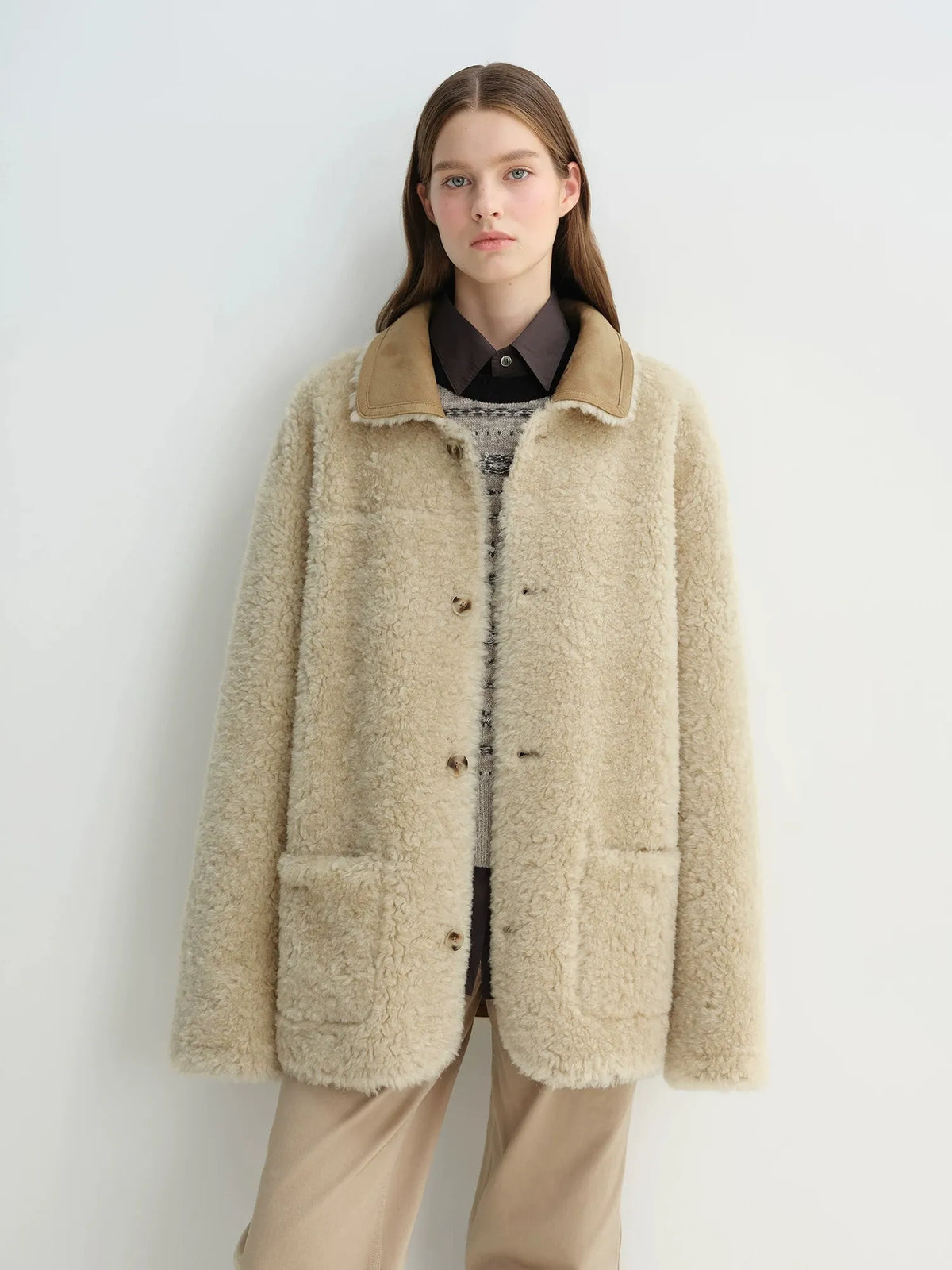 Manteau réversible pour femme Firelady en faux daim et imitation peau lainée – Col tailleur