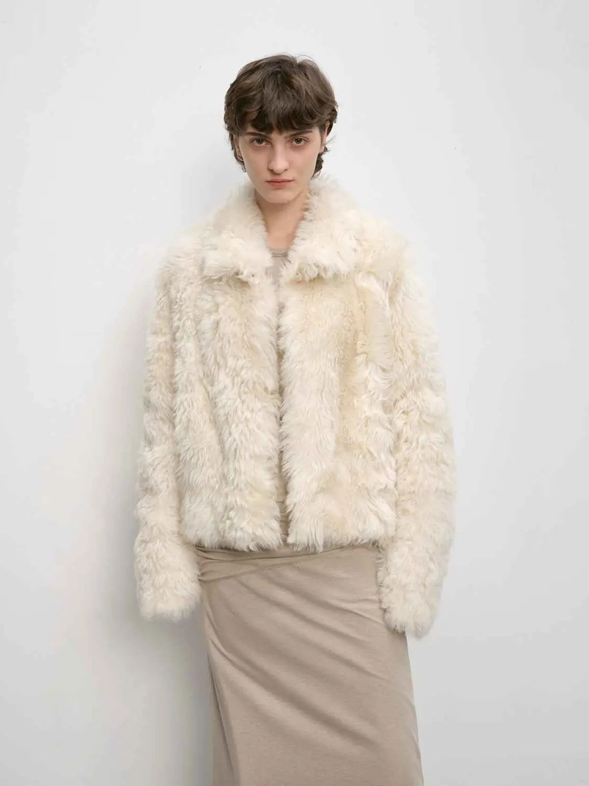 Blackmoon Berlin short Toscana wool sheepskin coat product image 02