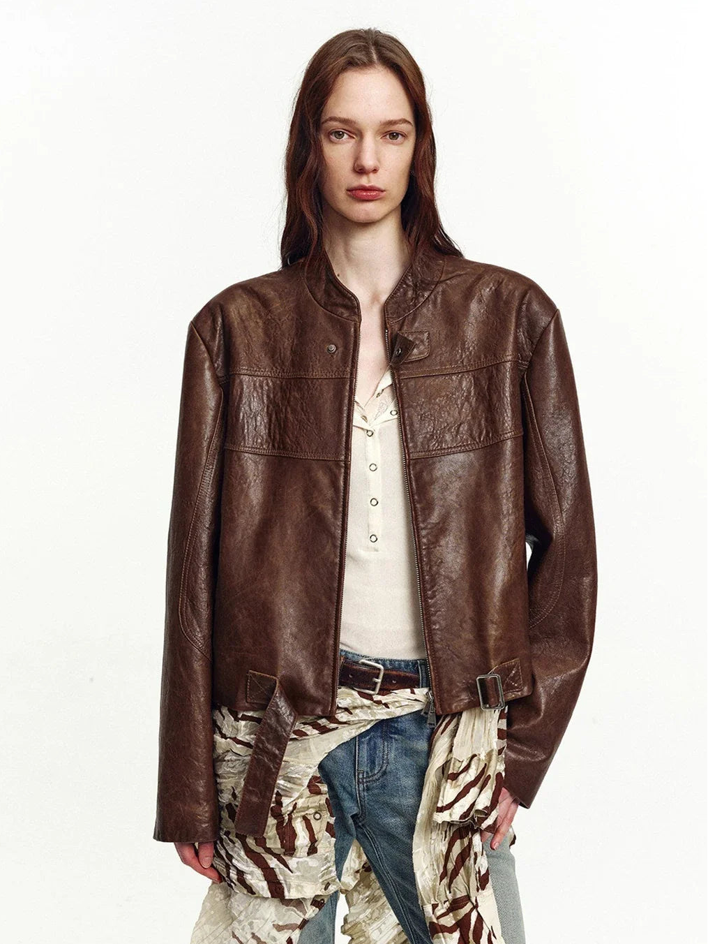 Caramel Mountain stand collar leather jacket - Brown Red distressed front model view