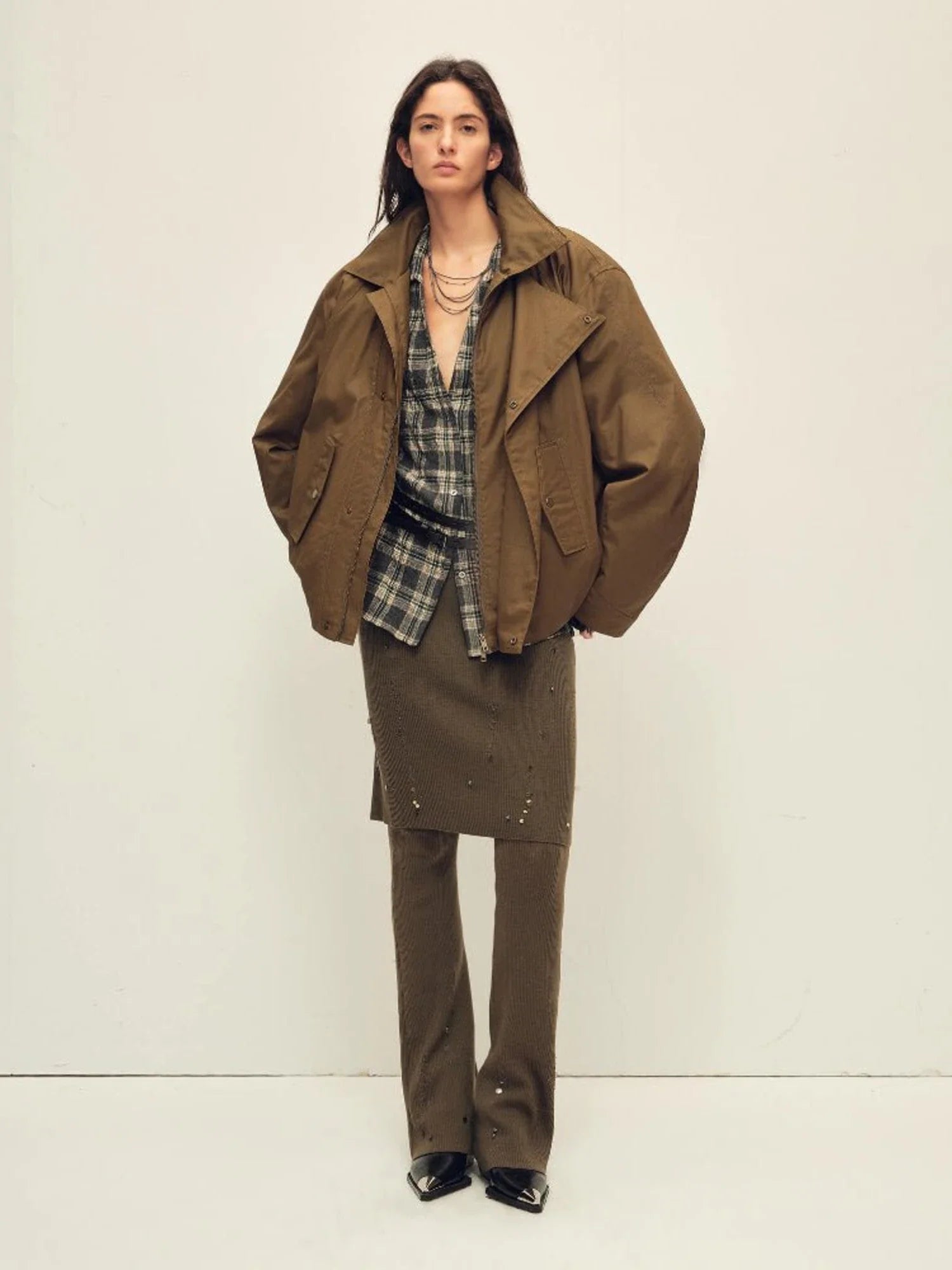 Caramel Firelady Fur Cutting-edge Style warm short down jacket full outfit view