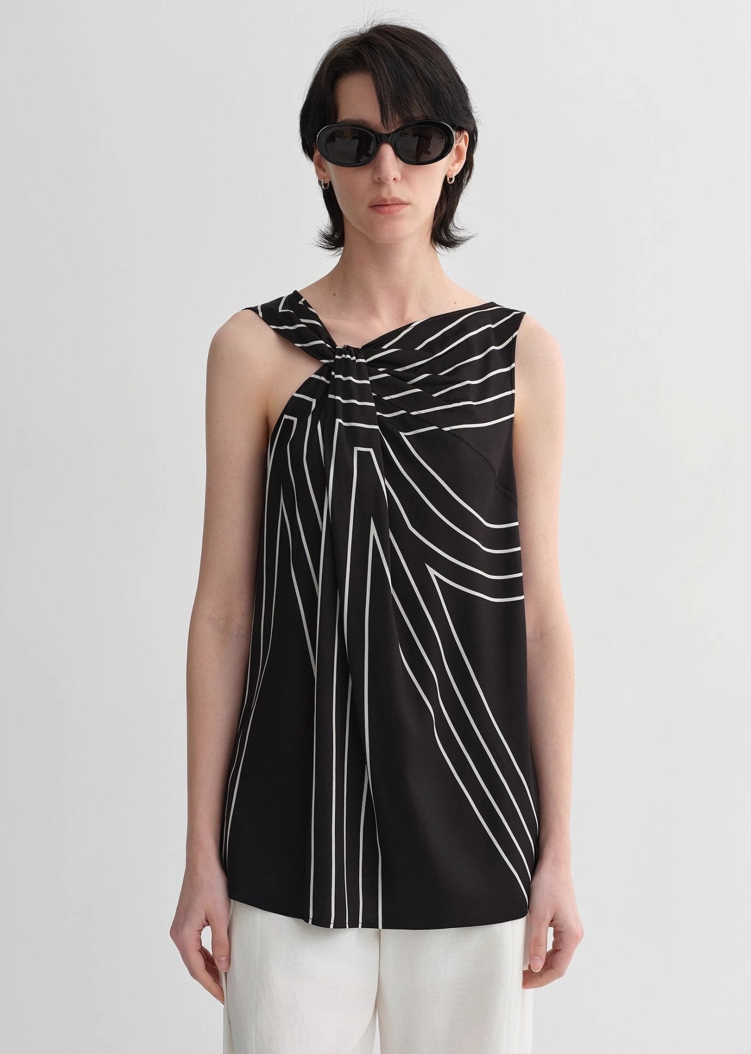 Elastic silk twisted collar original geometric print slim fit multi - occasion T-shirt sleeveless vest for women - variant_title