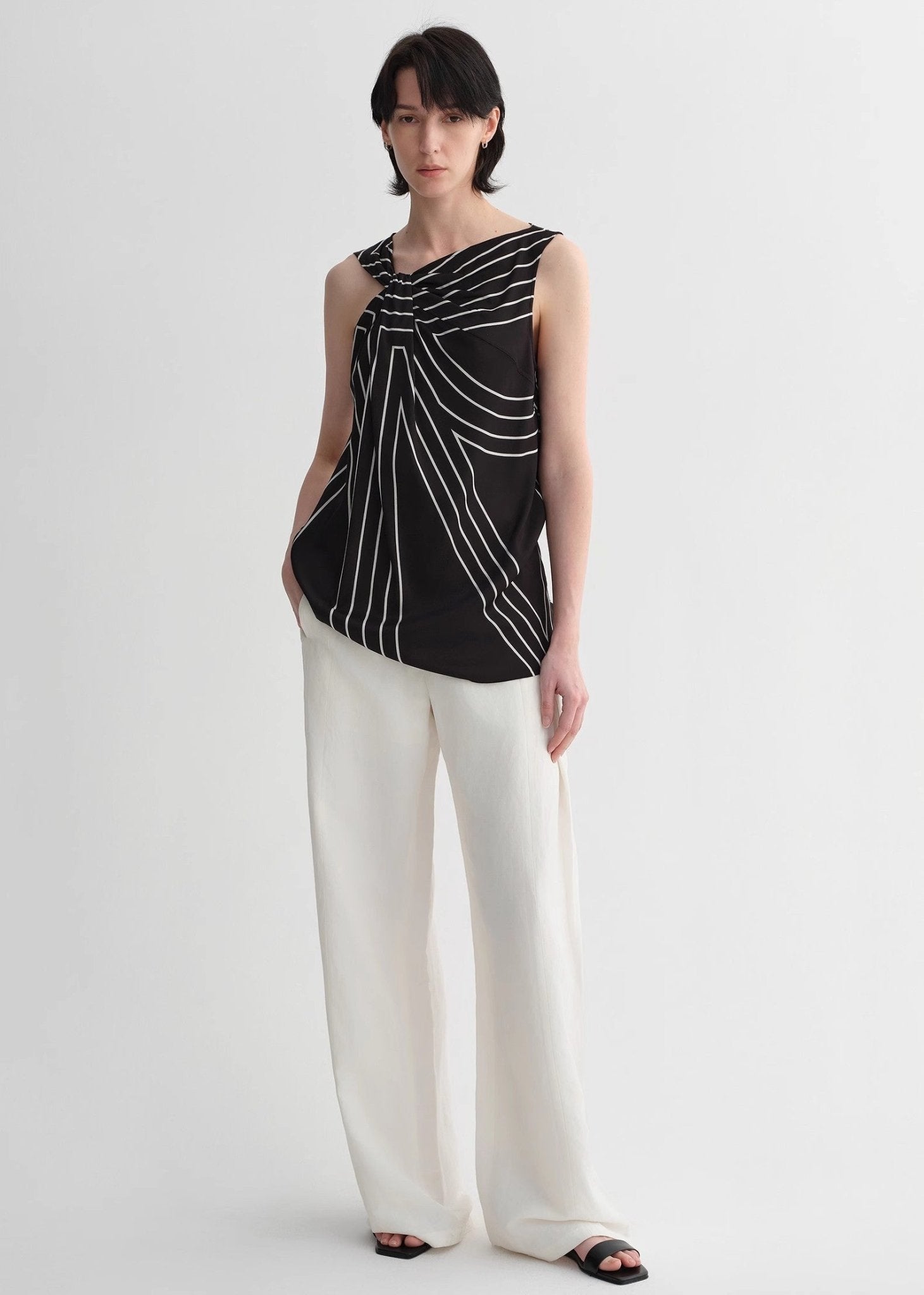Elastic silk twisted collar original geometric print slim fit multi - occasion T-shirt sleeveless vest for women - variant_title