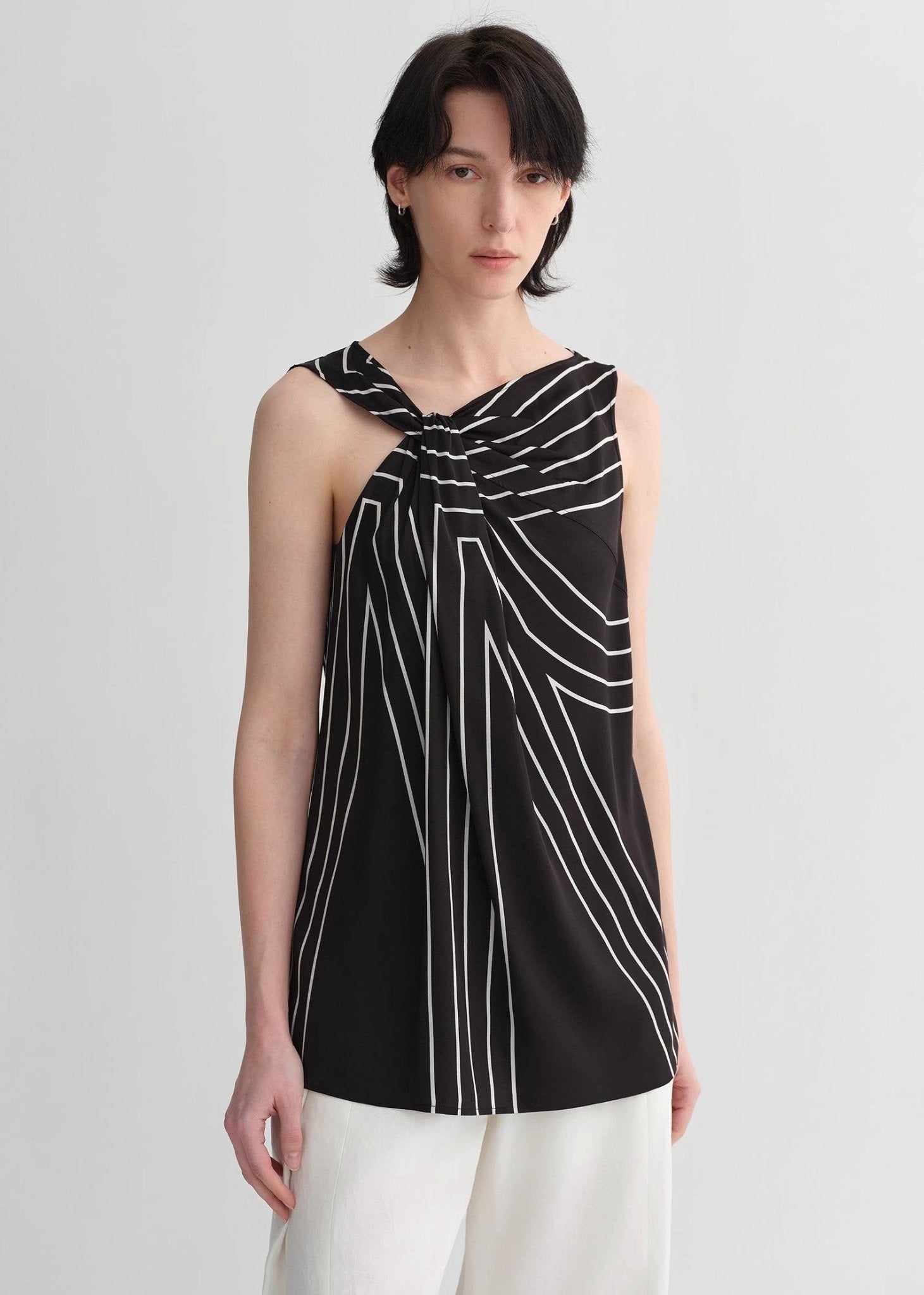 Elastic silk twisted collar original geometric print slim fit multi - occasion T-shirt sleeveless vest for women - variant_title