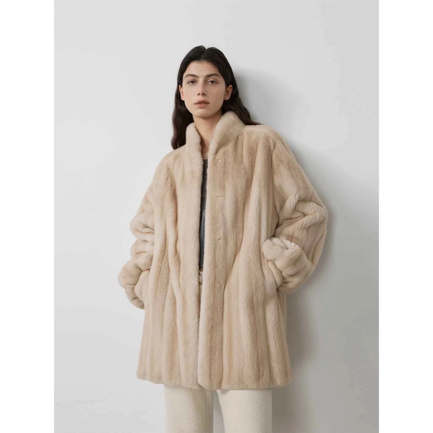 Full length mink fur coat guide hub image