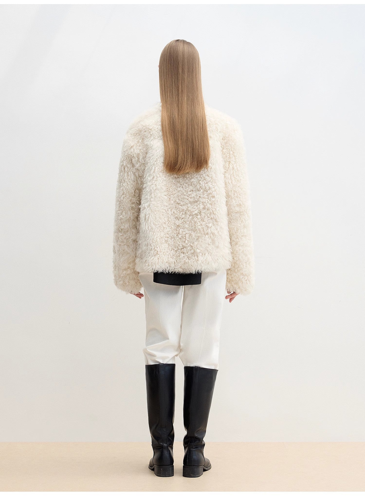 "Ghost Horse Girl" merino curly sweetheart collar straight fur coat - variant_title
