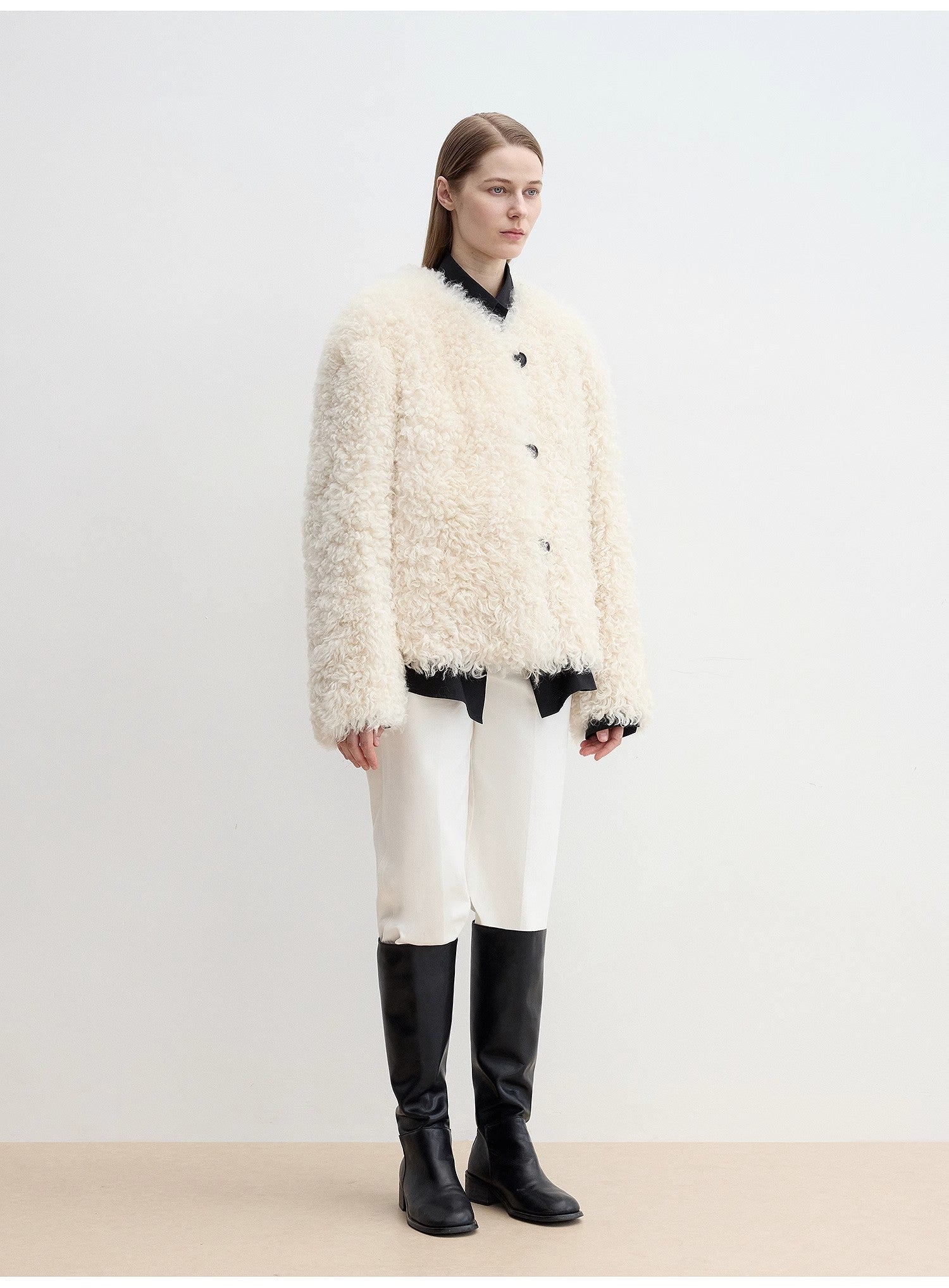 "Ghost Horse Girl" merino curly sweetheart collar straight fur coat - variant_title