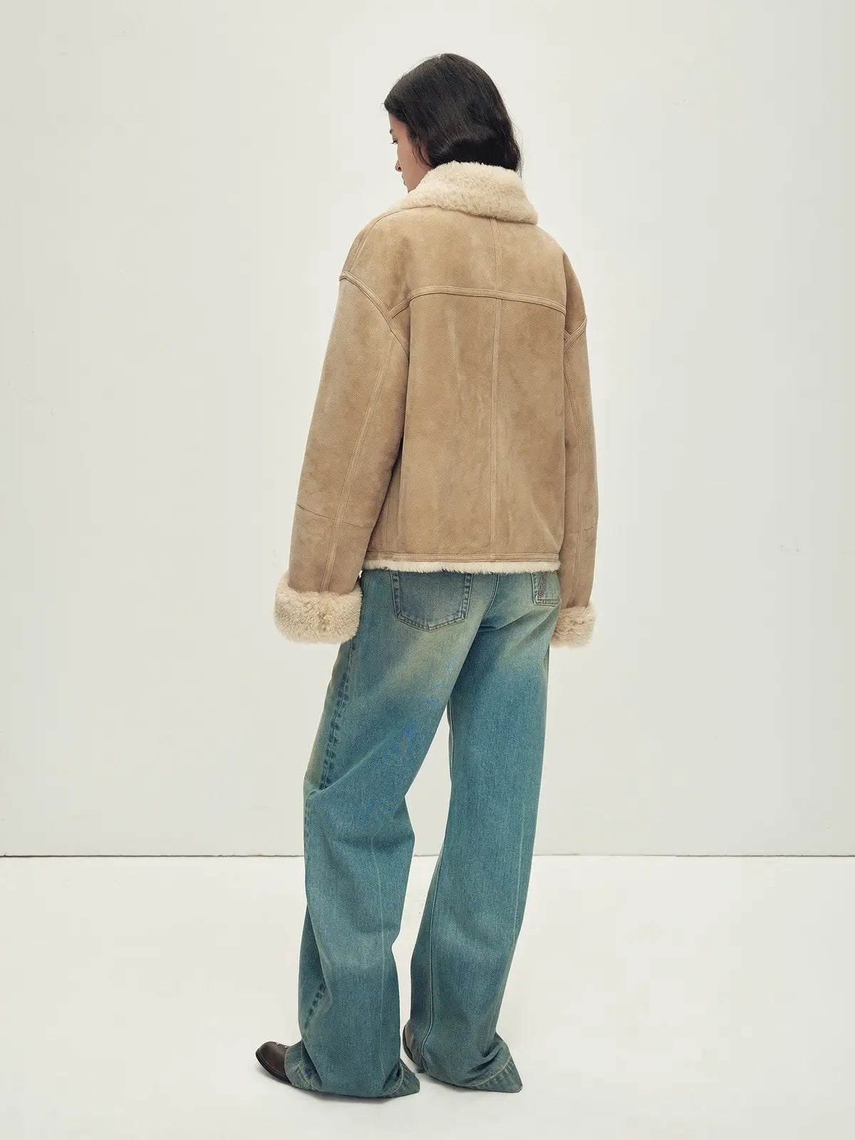 Holiday Bazaar contrast-collar shearling coat with shaved leather trim product image 11