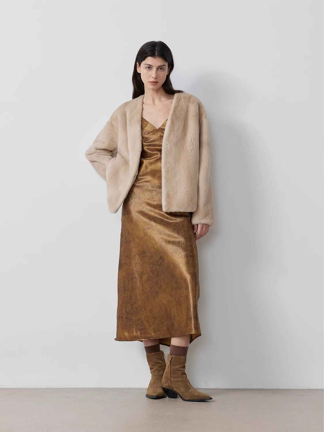 Louvre II Imported Simple Whole Mink Short Coat - variant_title