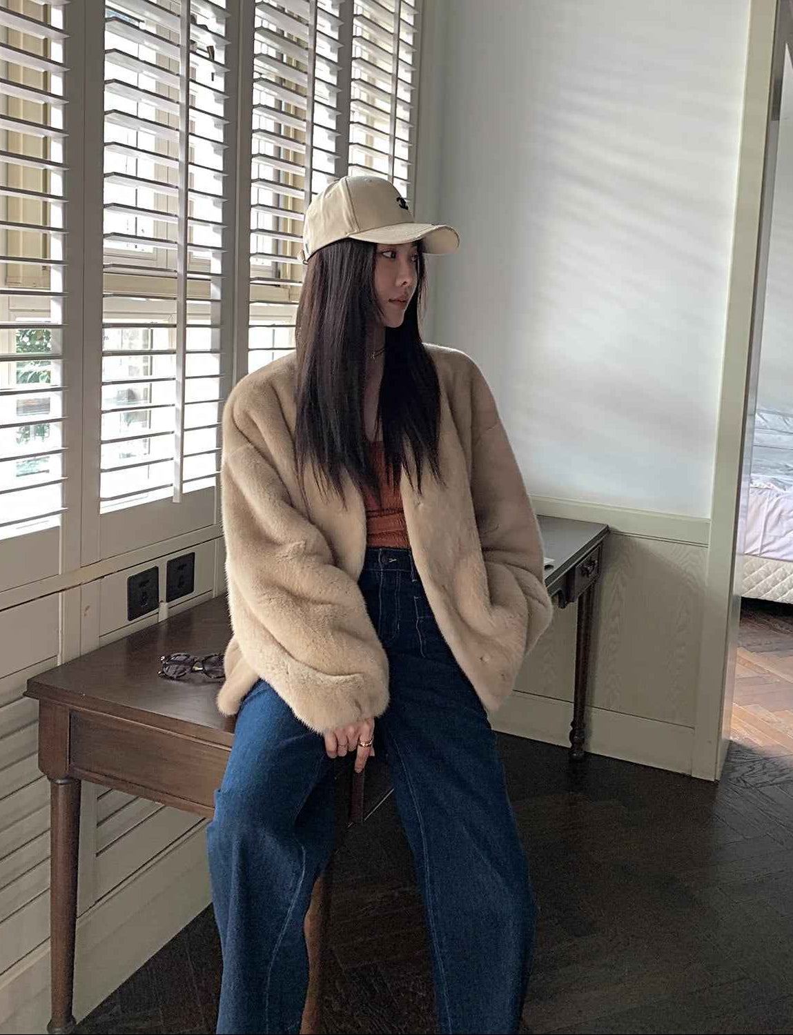 Louvre Mink V - Neck Jacket - variant_title