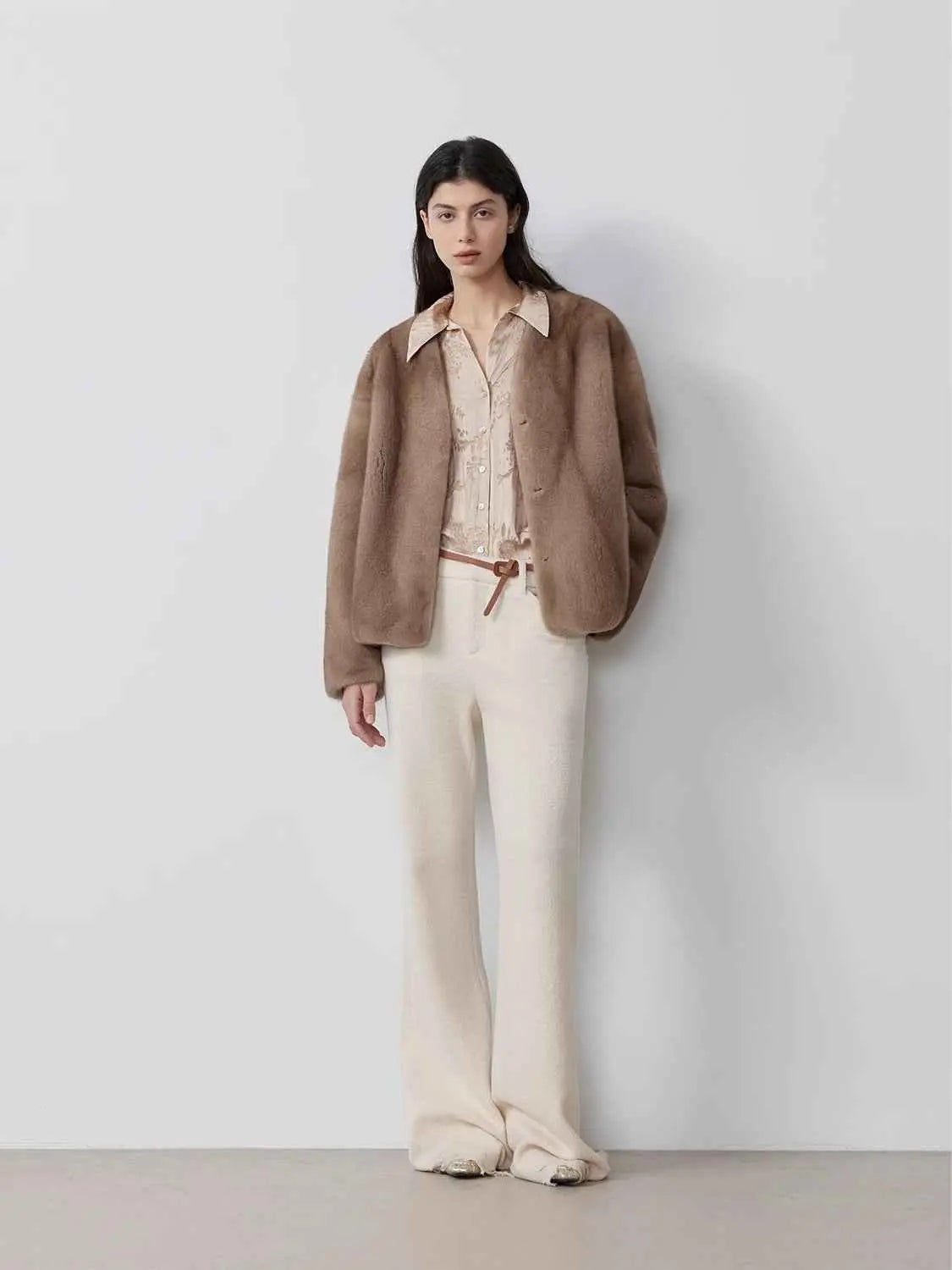 Louvre II Pastel mink short coat full-length styling