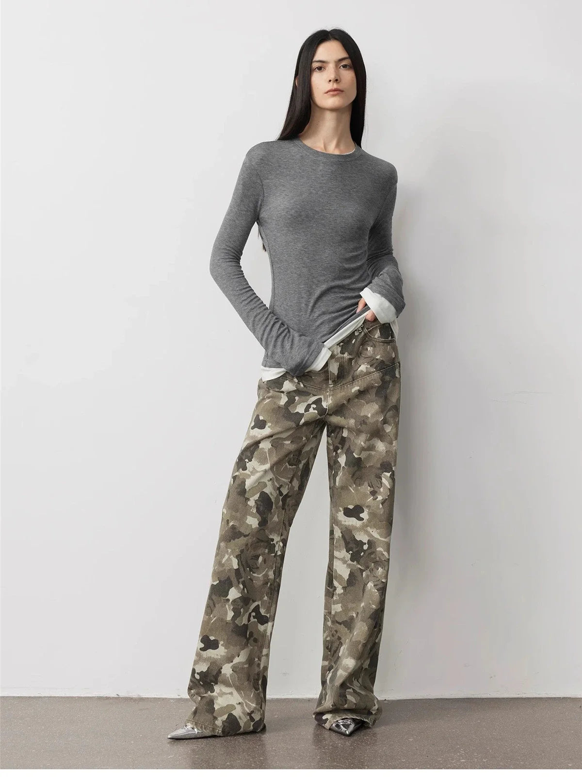 Lyocell wool stretch long sleeve T-shirt dark gray outfit scene