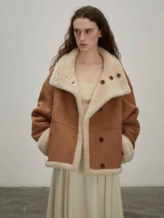 Makino Yuri long reversible faux leather shearling coat product image 02