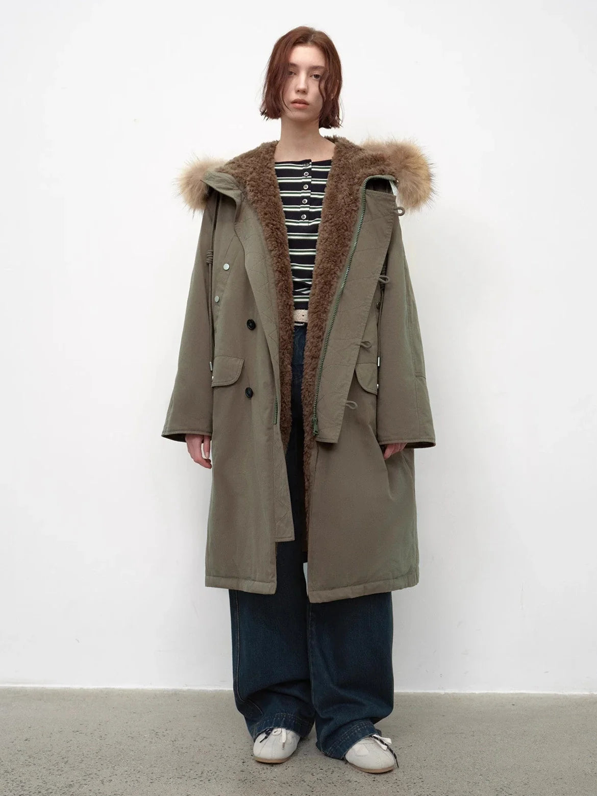 Fireladyfur Manchester City Old Stories II off-white parka collar detail