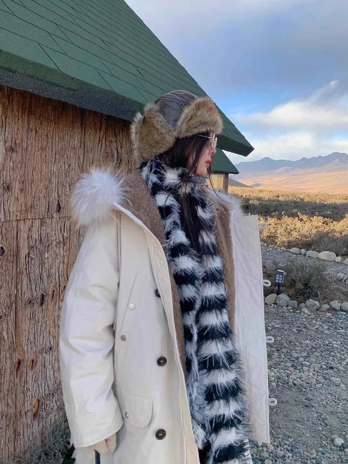 Fireladyfur Manchester City old story hooded down parka full outfit view