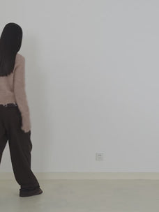 Pantalon large en mélange de laine peignée « Commuting Rules », taille sans ceinture, bords bruts, coupe cimeterre affinante, style décontracté