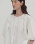 "Romantic Line Drawing" Pure Cotton Slightly Wrinkled Puff Sleeve Short Top for Women