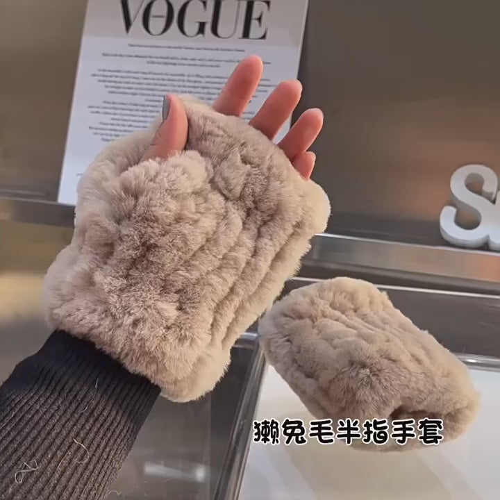 Rex rabbit fur fingerless gloves product video - Fireladyfur