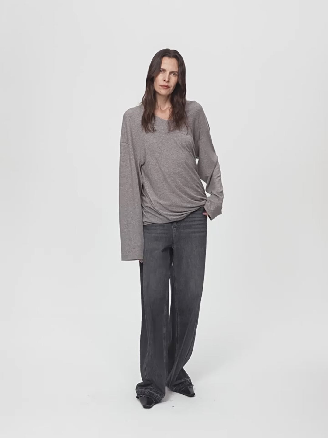 Machine washable Tencel wool V-neck elastic hem top product video