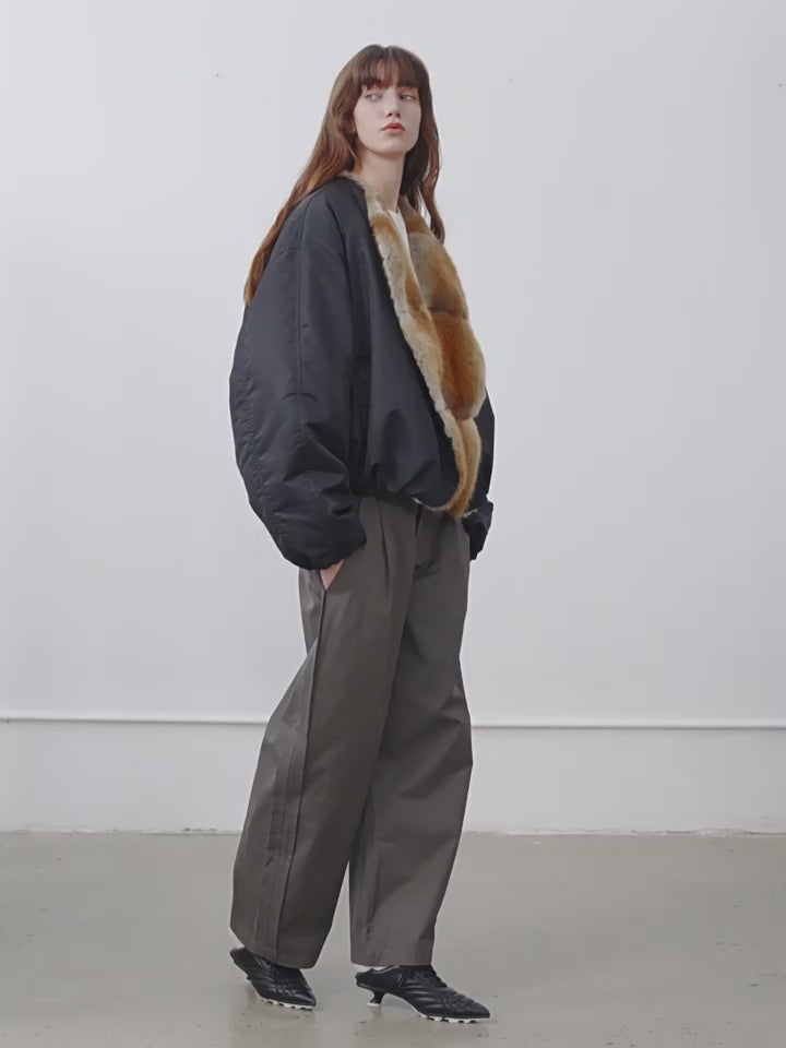 Hull Contract Kurze Parka-Jacke aus Fell mit Rundhalsausschnitt und Farbblockdesign