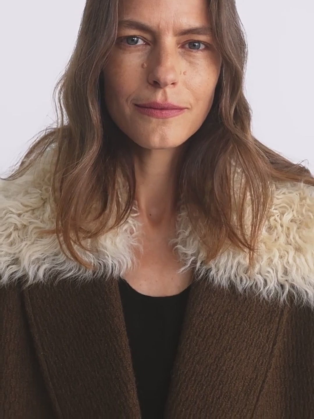 Fireladyfur Wool Tweed Coat with Detachable Fur Collar"Vertical Texture"