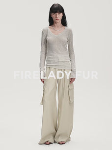 "Spring Old Dream" Loose and versatile slightly hollow V-neck straight shoulder top