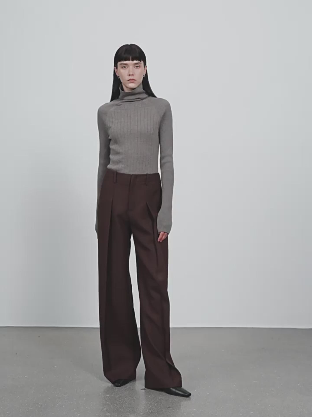 Imported wool pleated high-waisted straight-leg all-match slimming suit trousers for women