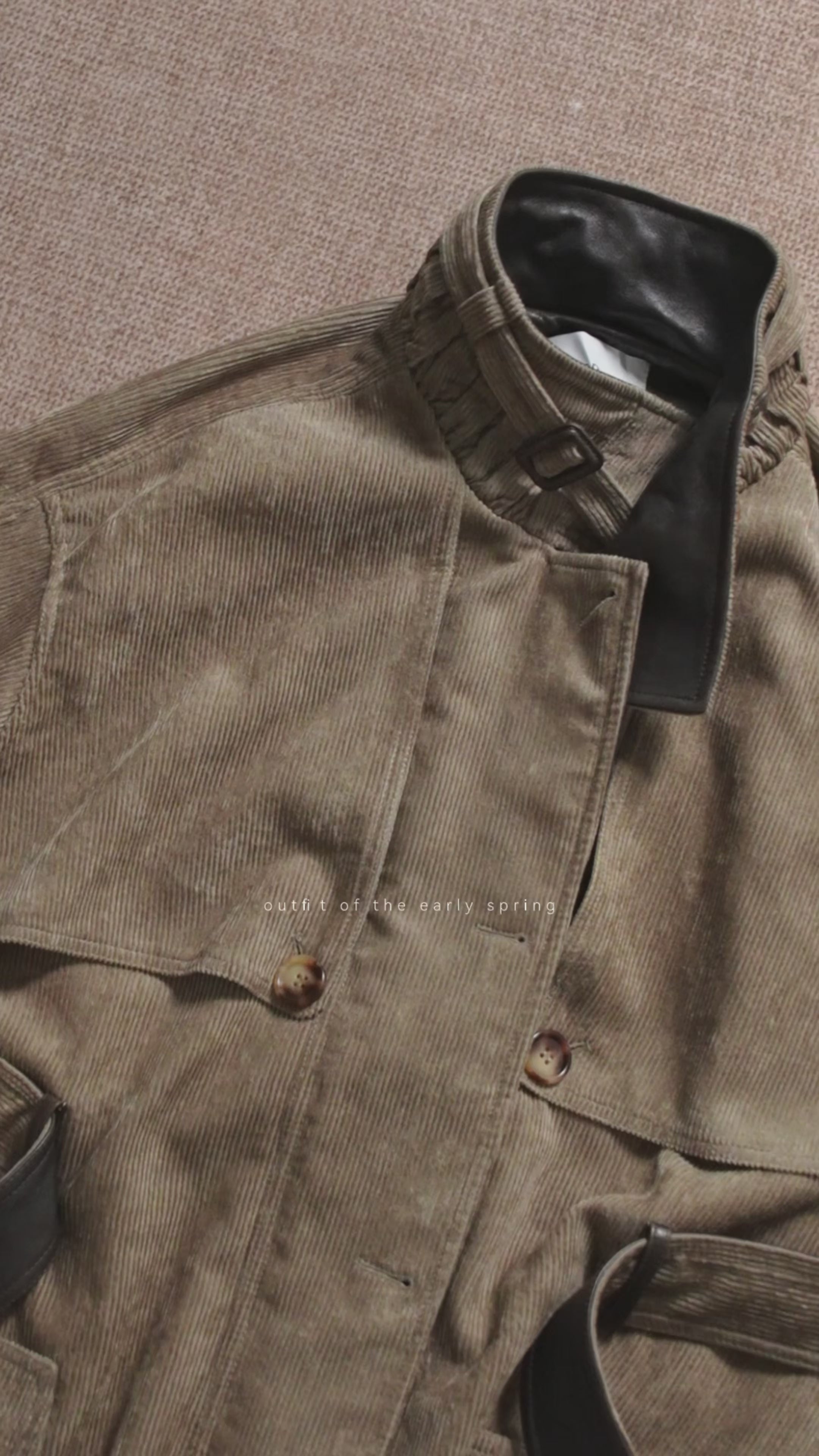 Trench-coat ceinturé pour femme Firelady - Veste courte à épaules tombantes | Style « Rétro Voyageur »