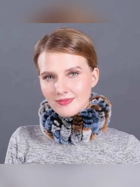 Woman wearing a multicolor rex rabbit fur elastic woven neck scarf