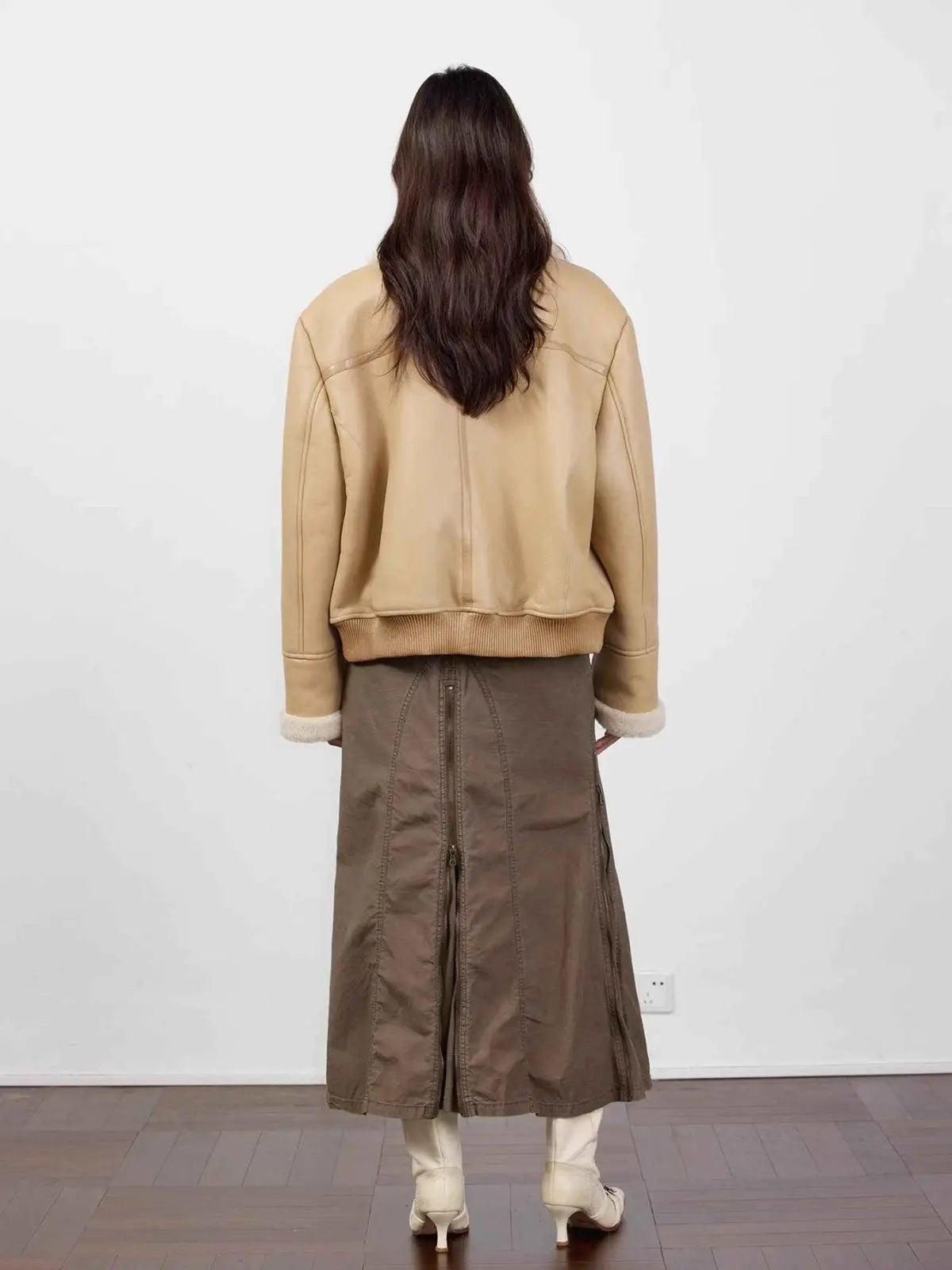 Speedy Flow apricot ash Merino shearling jacket back model view