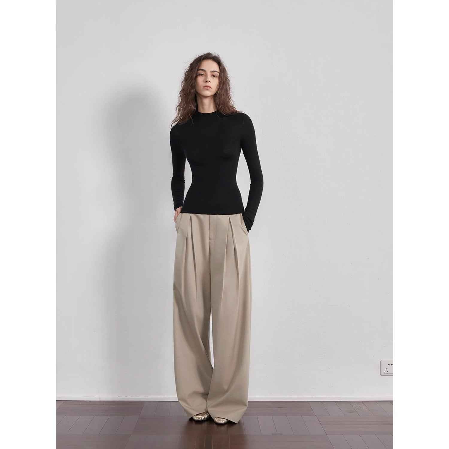 “Street Sketch”Fine - Spun Wool Fashion, Waistless Pleated Loose - Fitting Straight - Leg and Wide - Leg Casual Trousers for Women - variant_title