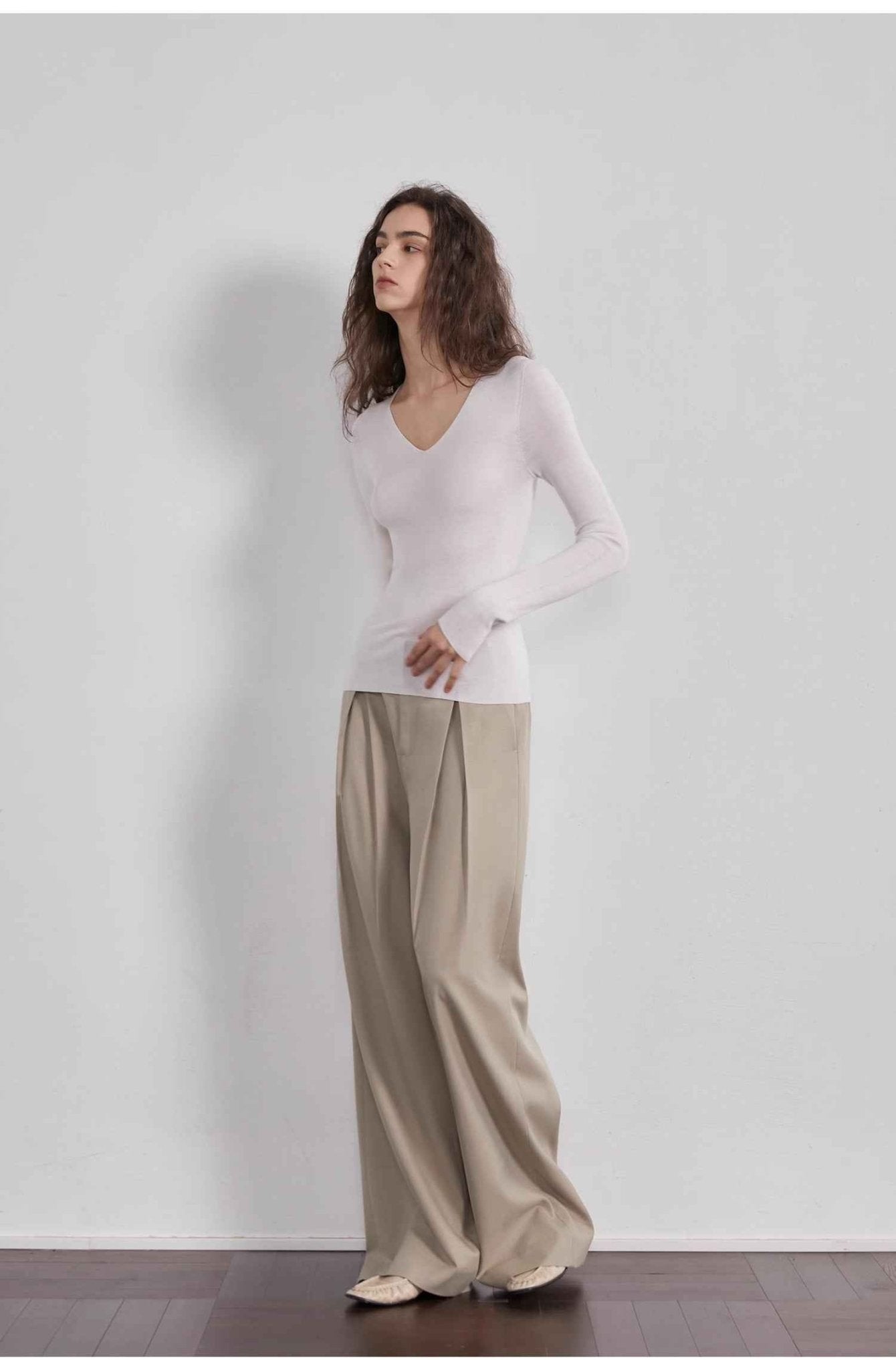 “Street Sketch”Fine - Spun Wool Fashion, Waistless Pleated Loose - Fitting Straight - Leg and Wide - Leg Casual Trousers for Women - variant_title