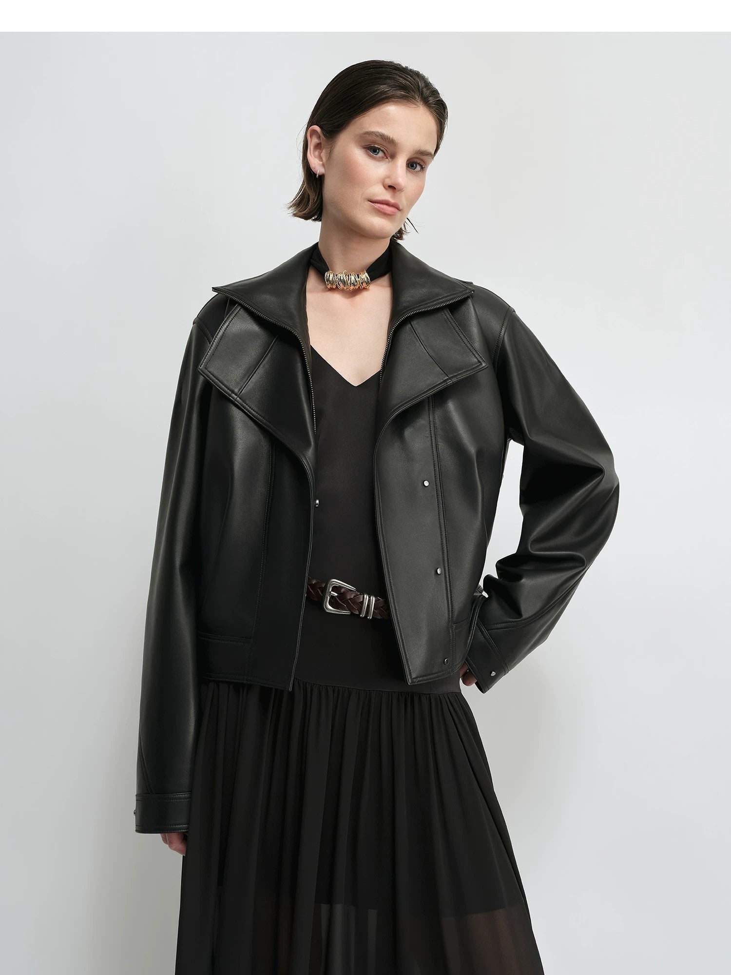 THE ARTM Women’s Double - Lapel Lambskin Leather Jacket, Premium Natural MaterialFirelady Fur