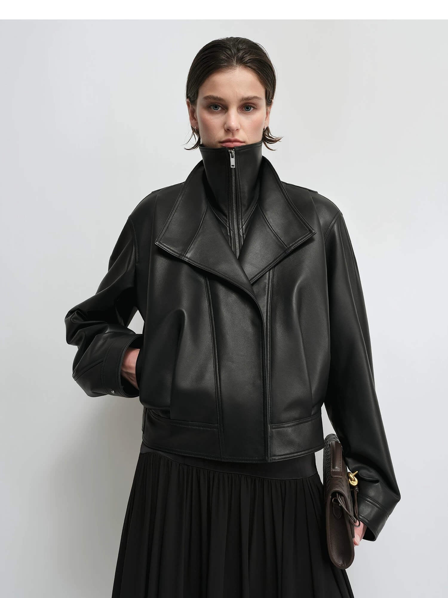 THE ARTM Women’s Double - Lapel Lambskin Leather Jacket, Premium Natural MaterialFirelady Fur