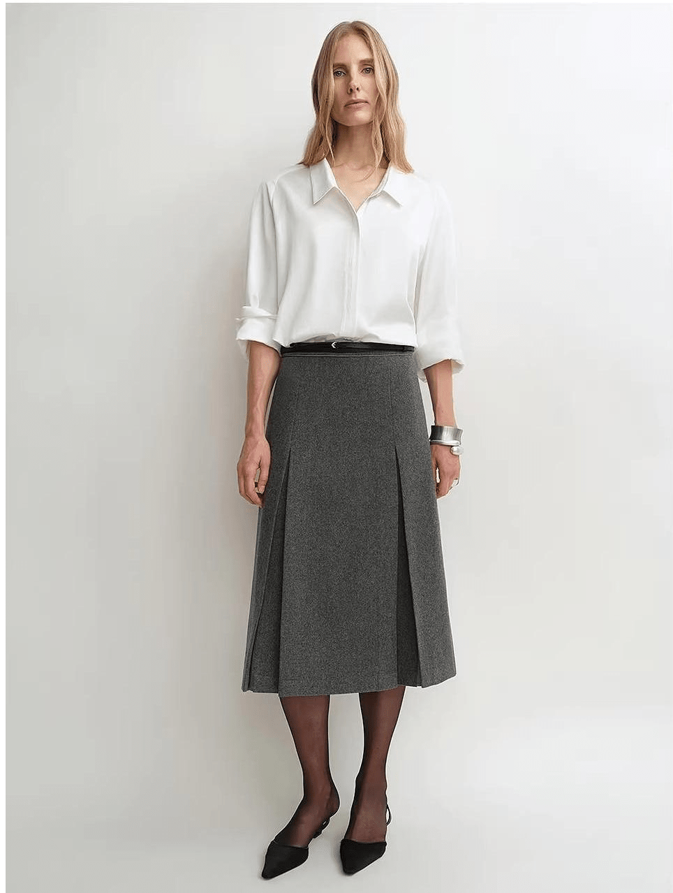 THE ARTM Women's Wool Suit Set - Fitted Blazer &amp; A - Line Skirt - variant_title