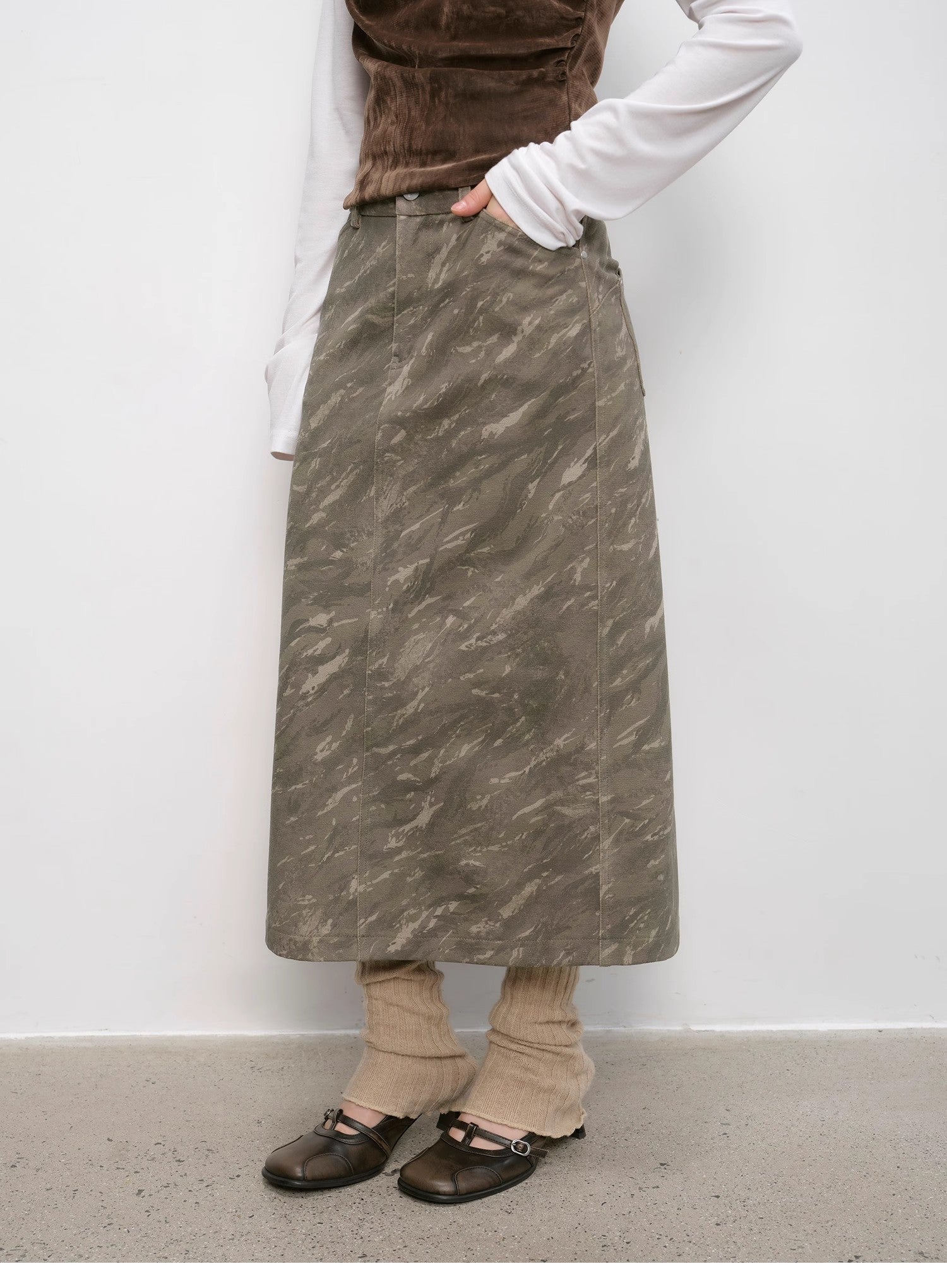 "Thousand Layers of Echoes" Chenille Original Print Camouflage Retro Distressed Straight Mid - Waist Skirt - variant_title